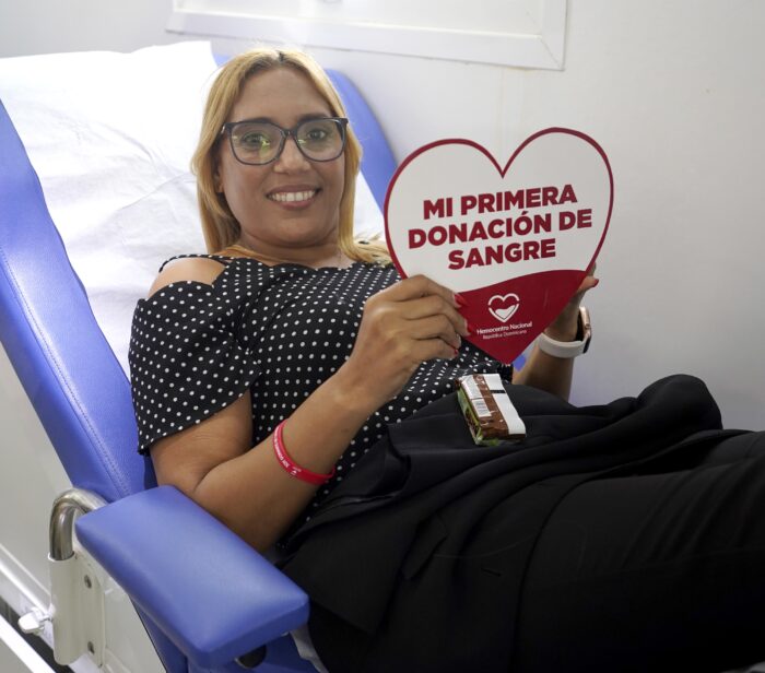 Colaboradores del TSE participan en jornada donación de sangre