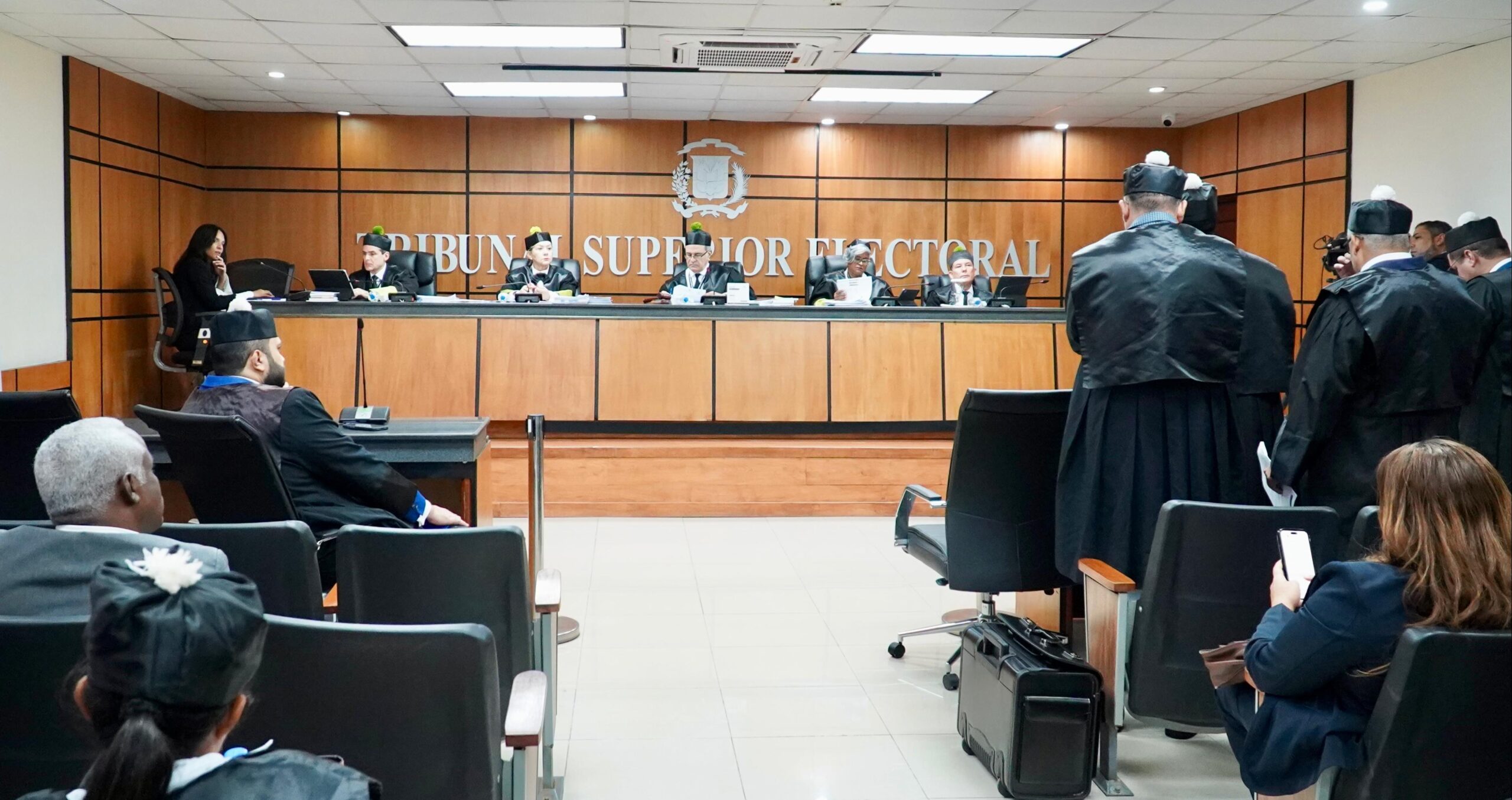 Tribunal Superior Electoral fusiona seis expedientes de 13 que se agendaron para este martes, se conocerán el martes 11 de junio