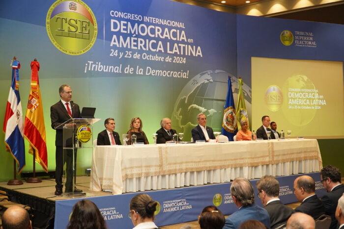 Congreso Internacional Democracia en América Latina