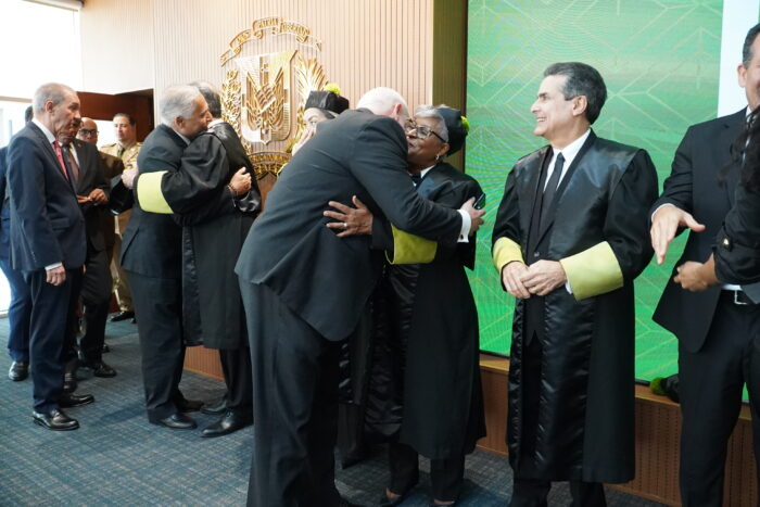 Audiencia Solemne Decime Tercer Aniversario