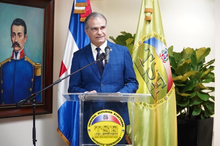 Desvelamiento de la galeria virtual de ex jueces y juezas - Decimo Tercer Aniversario